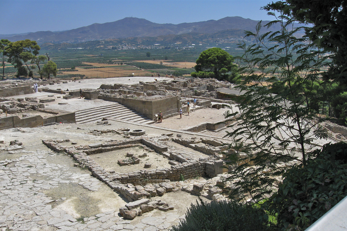 Die Palastanlage von Phaistos mit wunderbarer Aussicht, (c) Andrew Skudder, flickr.com, CC BY-SA 2.0 DEED