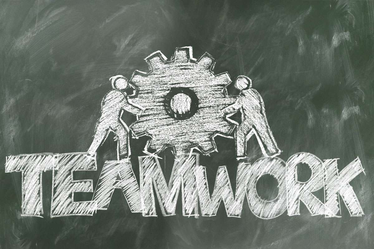 Teamwork, (c) Gerd Altmann/Pixabay